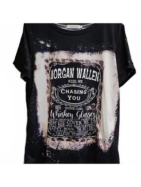 Misslook Morgan Wallen Bleach Short Sleeve Size L